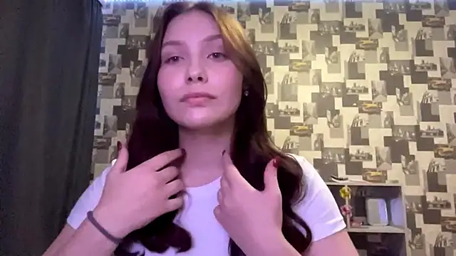 Snapshot of SwiiSweet chatting on September 20, 4:01 pm SwiiSweet online show from September 20, 4:01 pm