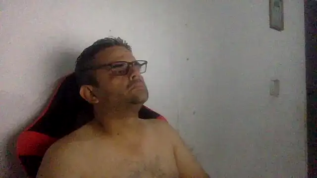 Snapshot of Katracho6969 chatting on July 20, 12:51 am Katracho6969 online show from July 20, 12:51 am