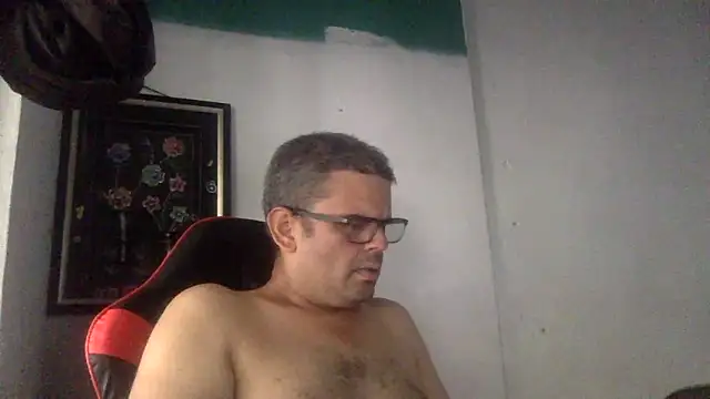 Snapshot of Katracho6969 chatting on June 6, 9:20 pm Katracho6969 online show from June 6, 9:20 pm