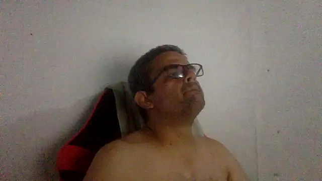 Snapshot of Katracho6969 chatting on June 22, 12:16 am Katracho6969 online show from June 22, 12:16 am