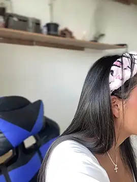 Elahia  marquez online show from September 19, 6:34 pm