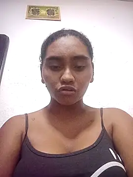 Snapshot of Lucy-Ferr chatting on October 3, 6:31 pm Lucy-Ferr online show from October 3, 6:31 pm