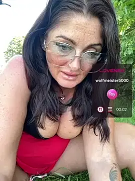 IrishmilfAnna online show from June 23, 10:13 am