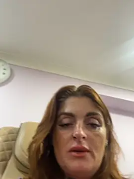 IrishmilfAnna online show from November 7, 9:47 am