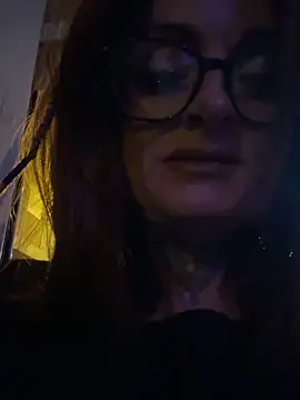 Snapshot of IrishmilfAnna chatting on October 2, 8:01 pm IrishmilfAnna online show from October 2, 8:01 pm