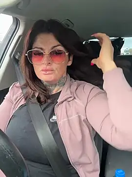 IrishmilfAnna online show from April 2, 10:33 am