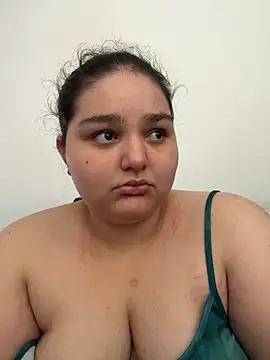 Snapshot of PortuPAWG chatting on July 4, 10:14 pm PortuPAWG online show from July 4, 10:14 pm