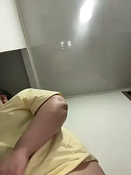 PortuPAWG online show from April 10, 11:12 pm