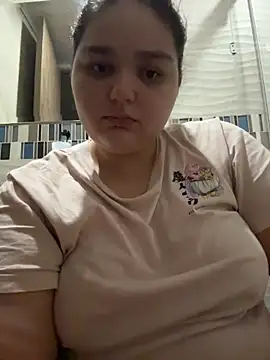 Snapshot of PortuPAWG chatting on July 1, 11:27 pm PortuPAWG online show from July 1, 11:27 pm