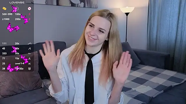 HelenMartines online show from October 29, 10:25 am