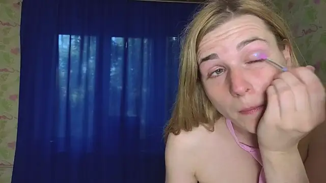 HelenMartines online show from June 30, 4:51 pm