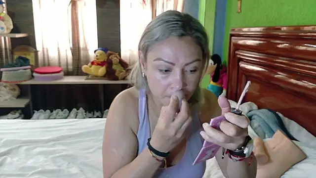 Snapshot of _Charlize_theron_ chatting on July 16, 7:11 pm Charlize theron online show from July 16, 7:11 pm