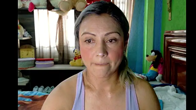  Charlize theron  online show from March 19, 8:42 pm