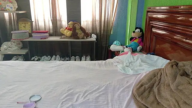 Snapshot of _Charlize_theron_ chatting on July 2, 7:20 pm Charlize theron online show from July 2, 7:20 pm