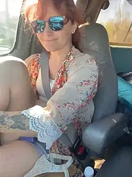 hotgirlkk1 online show from March 19, 10:43 pm