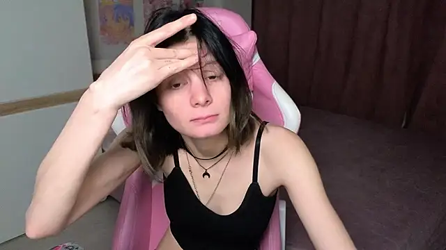 EllinEverly online show from March 2, 9:22 pm