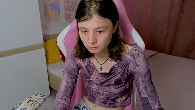 EllinEverly online show from June 21, 9:53 pm
