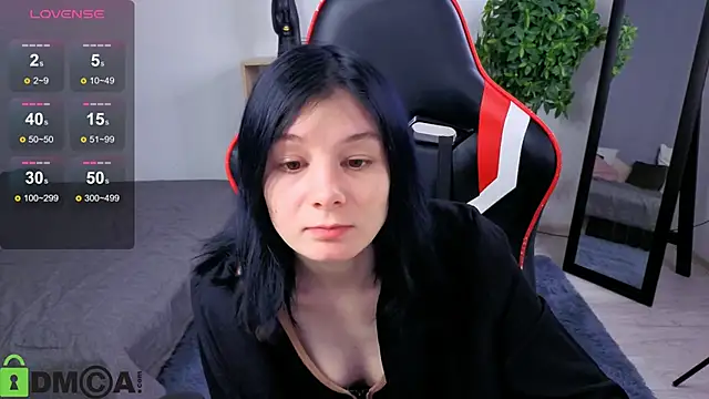 EllinEverly online show from November 12, 9:29 pm