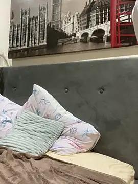 Snapshot of mixedcouplee69 chatting on October 26, 12:00 am mixedcouplee69 online show from October 26, 12:00 am