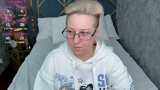 AlexandraGreen online show from November 29, 10:32 pm