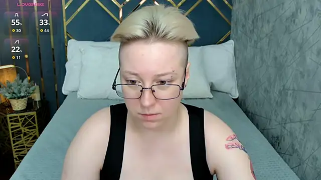 AlexandraGreen online show from December 21, 4:08 pm