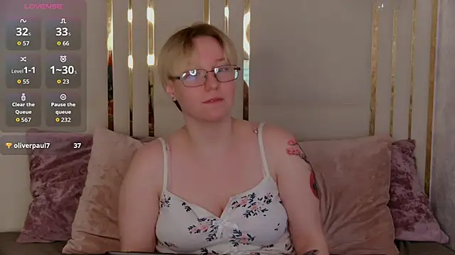 AlexandraGreen online show from May 15, 10:52 pm