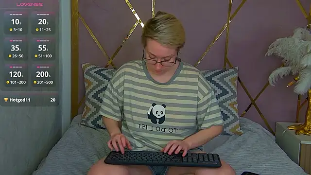 AlexandraGreen online show from February 26, 10:21 pm