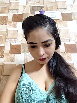 Snapshot of QUEEN-ADITI chatting on September 19, 1:48 pm QUEEN-ADITI online show from September 19, 1:48 pm