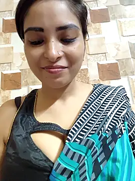 Snapshot of QUEEN-ADITI chatting on October 6, 3:08 am QUEEN-ADITI online show from October 6, 3:08 am