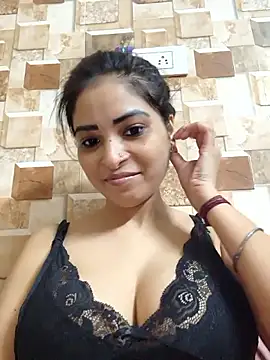 Snapshot of QUEEN-ADITI chatting on September 24, 2:29 am QUEEN-ADITI online show from September 24, 2:29 am