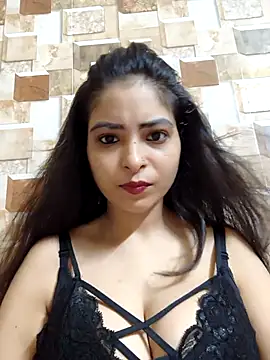 Snapshot of QUEEN-ADITI chatting on September 30, 2:01 pm QUEEN-ADITI online show from September 30, 2:01 pm