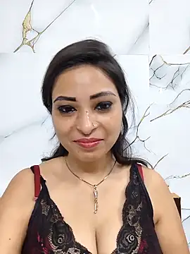 QUEEN-ADITI online show from April 15, 7:58 pm