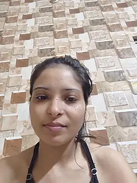 QUEEN-ADITI online show from November 20, 6:19 pm