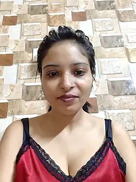 QUEEN-ADITI online show from December 2, 3:36 pm