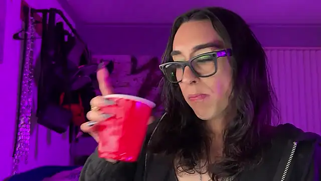 xoFrankie online show from February 24, 3:29 am