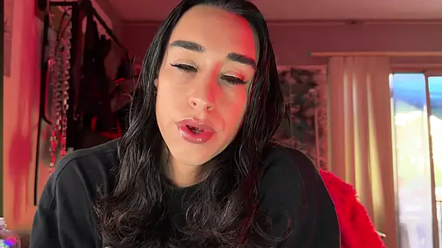 xoFrankie online show from March 7, 7:08 pm