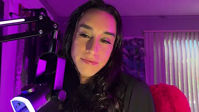 xoFrankie online show from April 14, 12:59 am