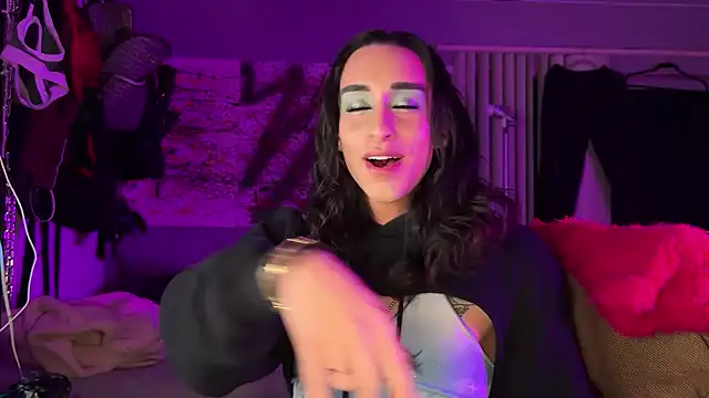 xoFrankie online show from January 8, 2:39 am