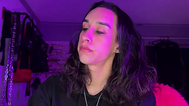 Snapshot of xoFrankie chatting on October 29, 4:00 am xoFrankie online show from October 29, 4:00 am