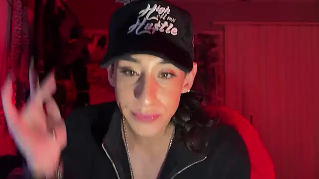 xoFrankie online show from March 12, 3:12 am