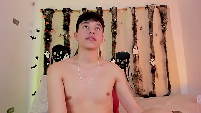 mrhot night online show from October 21, 10:20 pm