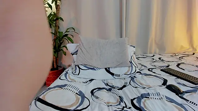 mrhot night online show from March 3, 2:51 am