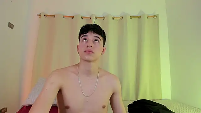 mrhot night online show from October 7, 10:55 pm