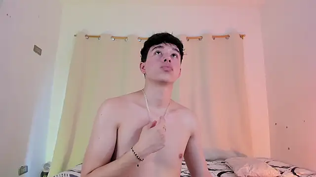 mrhot night online show from September 20, 9:42 pm