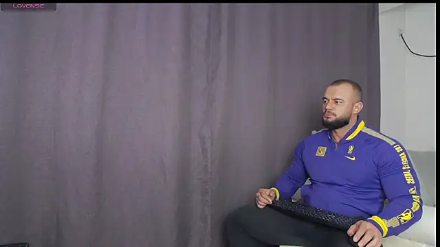 Snapshot of RickyMiami1 chatting on September 29, 5:40 pm RickyMiami1 online show from September 29, 5:40 pm