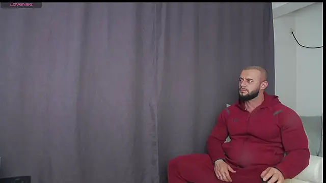 Snapshot of RickyMiami1 chatting on November 1, 5:40 pm RickyMiami1 online show from November 1, 5:40 pm