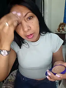 Snapshot of pocahontas_nex chatting on November 28, 9:59 pm pocahontas nex online show from November 28, 9:59 pm