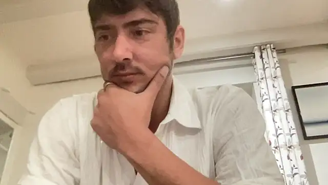 Snapshot of IndulgedPicker chatting on March 21, 7:40 pm IndulgedPicker online show from March 21, 7:40 pm