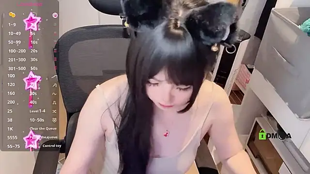 Zora 888 online show from September 18, 5:05 pm