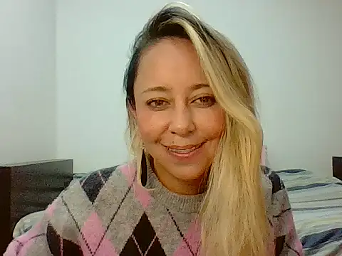 leah susman online show from October 22, 2:11 am